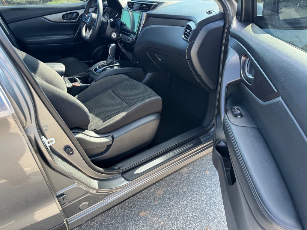 2017 Nissan Rogue Sport S - Photo 13