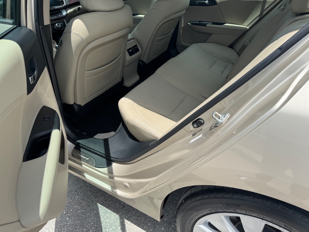 2013 Honda Accord EX-L V6 - Photo 7