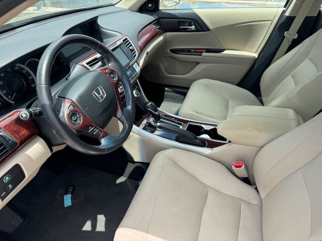 2013 Honda Accord EX-L V6 - Photo 6