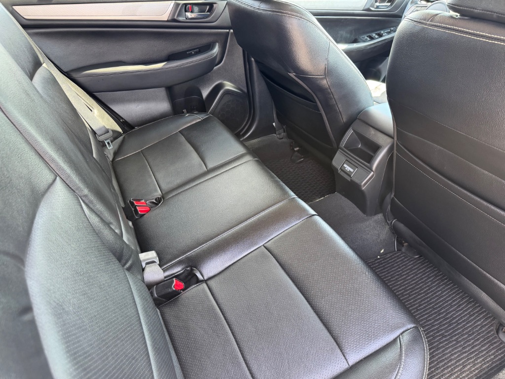2018 Subaru Outback Premium - Photo 11