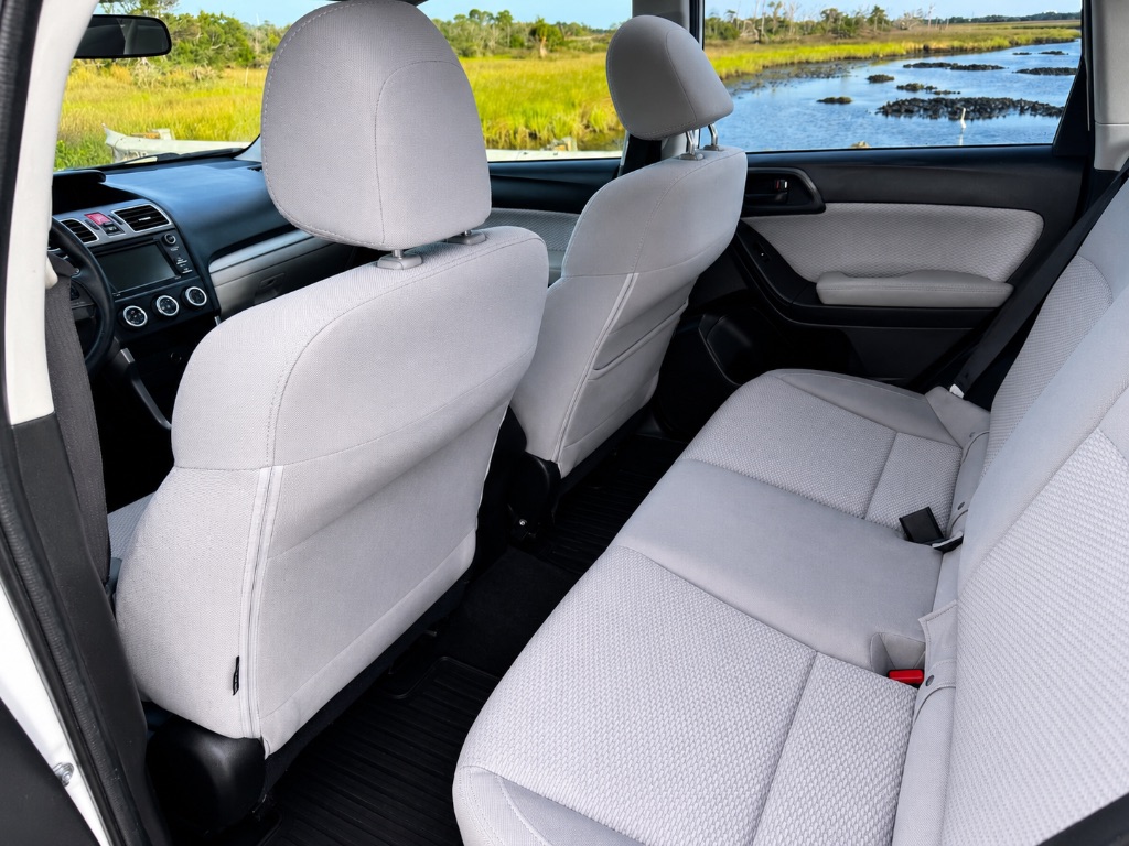 2017 Subaru Forester Base - Photo 8