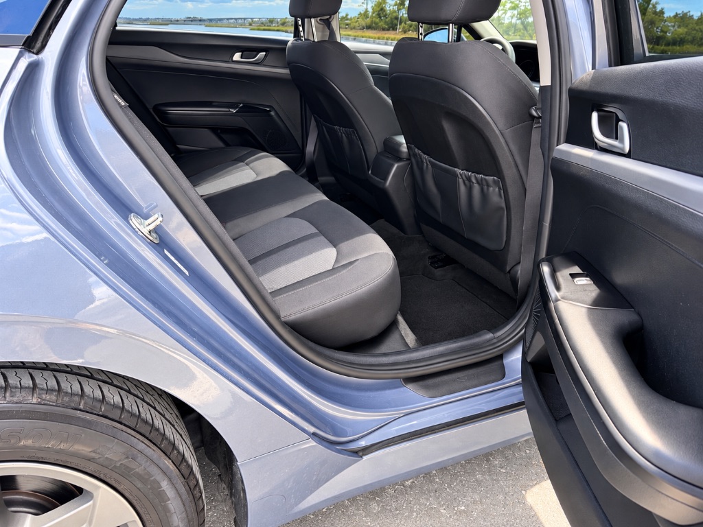 2021 Kia K5 LXS - Photo 10