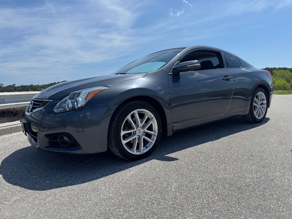 2012 Nissan Altima SR